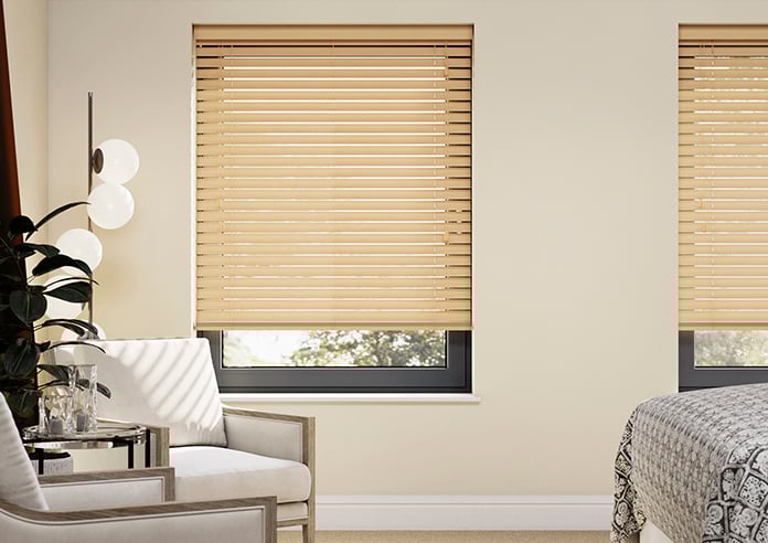 Malmo, Sunlit Oak - Motorised Venetian Blind - Image 3